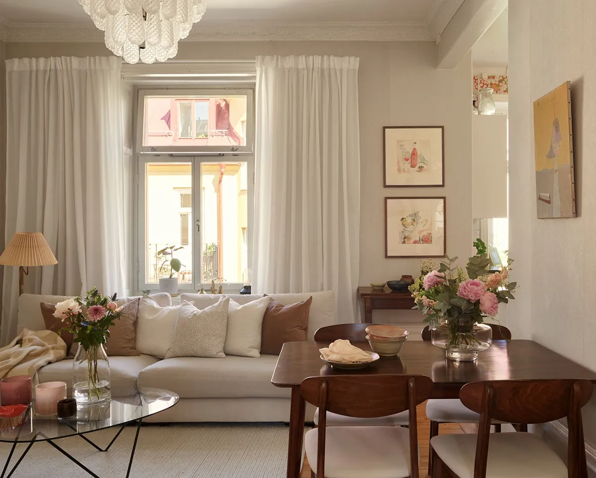 Soft Interior with Creative Touches: Small Apartment in Stockholm (52 sqm)